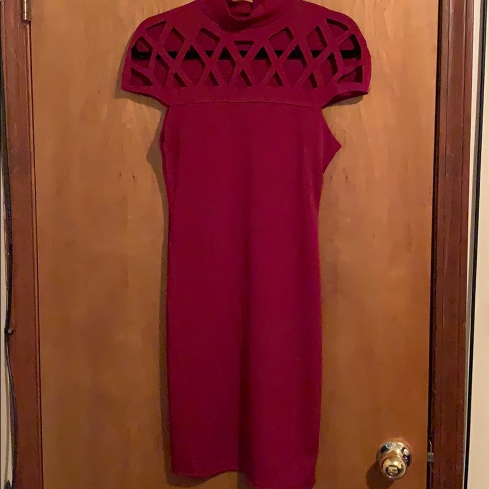 Dress - Picture 4 of 4